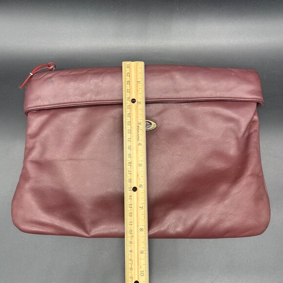 Vintage Etienne Aigner Leather Clutch Purse 1970s Maroon Handbag Retro Fashion - Picture 11 of 12
